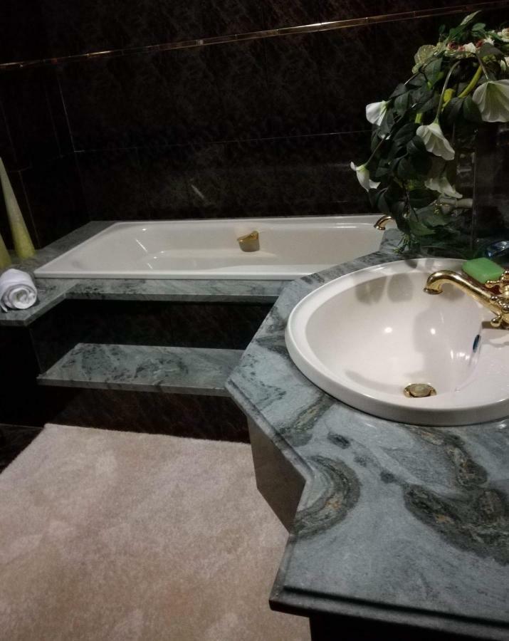 Telesico Residencia Hotel Помбал Екстериор снимка